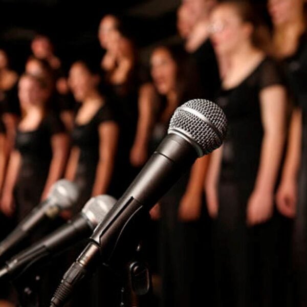Técnica Vocal em grupo: Quem canta seus males espanta! - 2025