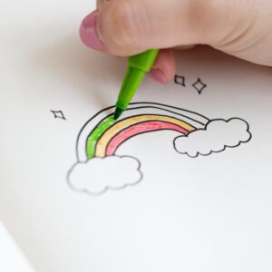 Ateliê: Faça o seu próprio livro de colorir