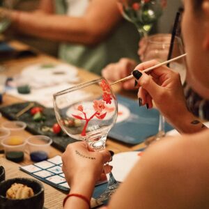 Pintura em taças de vidro